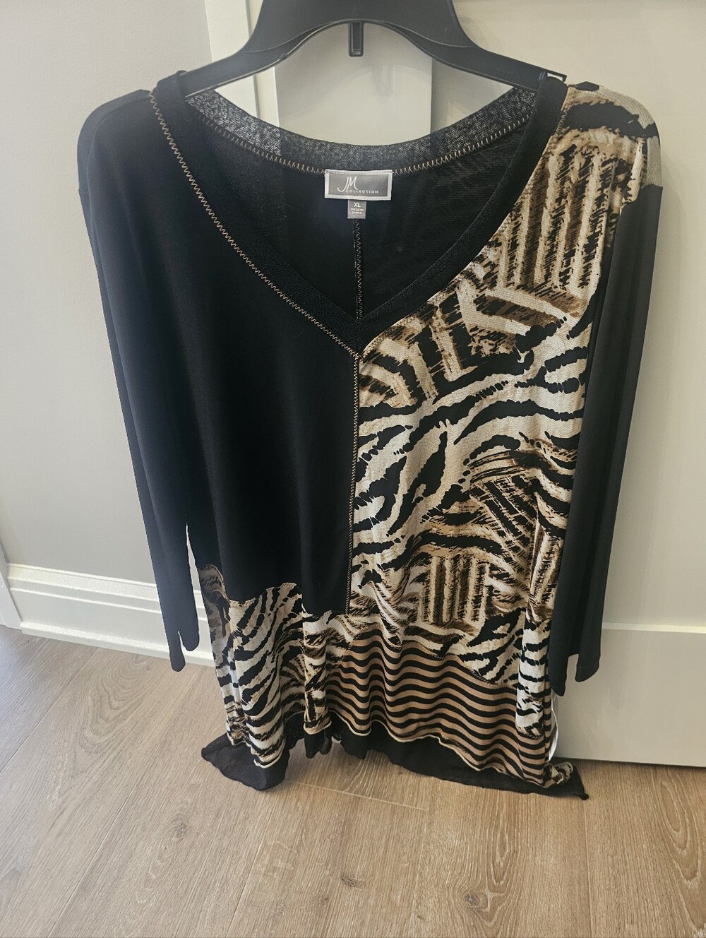 JM Collection Black & Tan Animal-Print V-Neck Top